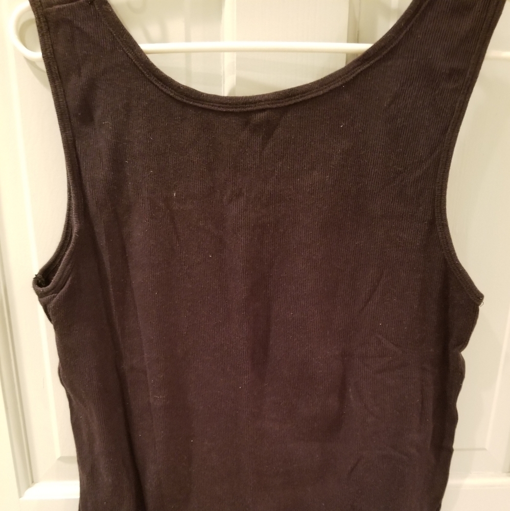 Black Beaded Flower Tank Top - Picture 5 of 6